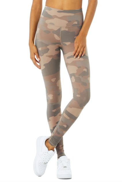 Alo Yoga High Waist Vapour Legging- Putty Camo – Little White Sneakers