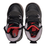 Nike Air Jordan 4 Retro Bred Sneakers